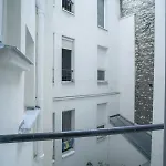Charming Quiet Studio In The Heart Of Montmartre